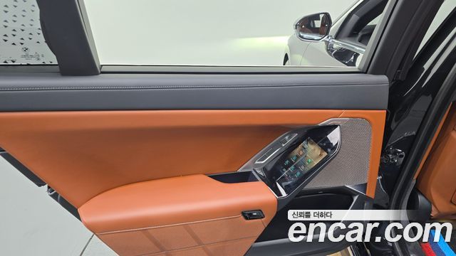 BMW 7 Series (G70) 740i sDrive Design Pure Excellence 2023 — фото 25