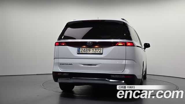 Kia Carnival (IV) Gasoline 9-Seater Signature 2021 — фото 4