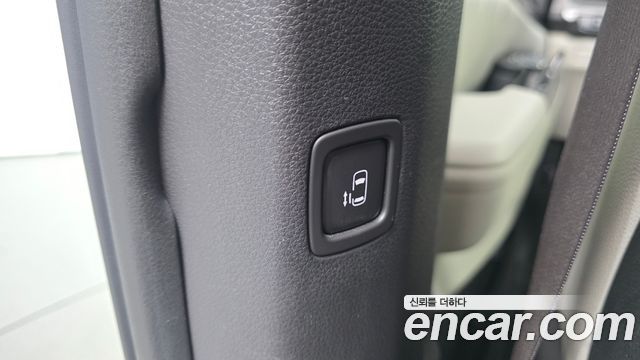 Kia Carnival (IV) Gasoline 9-Seater Signature 2021 — фото 18