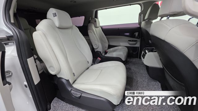 Kia Carnival (IV) Gasoline 9-Seater Signature 2021 — фото 19