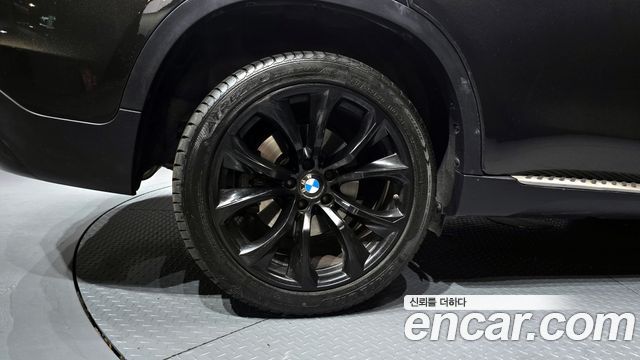 BMW X6 (F16) xDrive 40d 2015 — фото 5