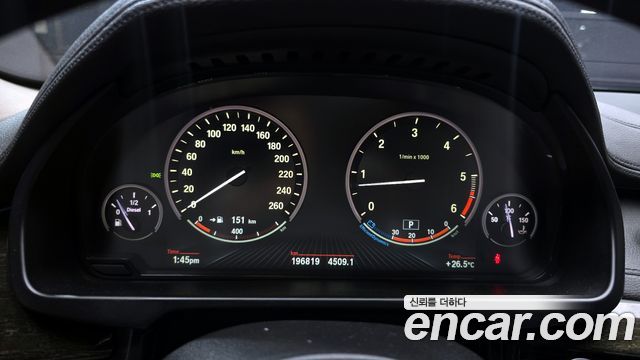 BMW X6 (F16) xDrive 40d 2015 — фото 8