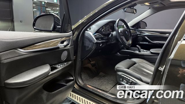 BMW X6 (F16) xDrive 40d 2015 — фото 10