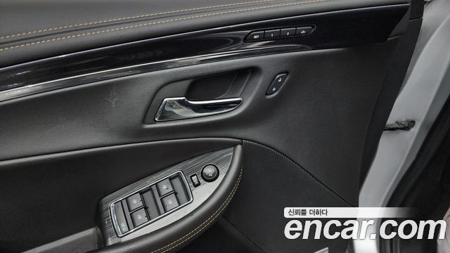 Chevrolet Impala 3.6 LTZ 2016 — фото 13