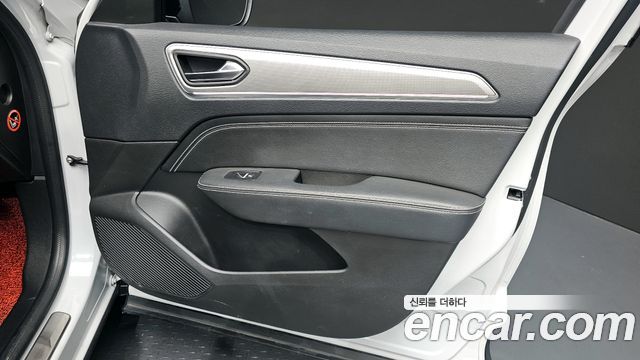 Renault Korea XM3 1.3 TCe RE Inspire 2023 — фото 24