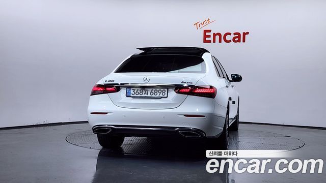 Mercedes-Benz E-Class (W213) E450 4MATIC Exclusive 2021 — фото 4