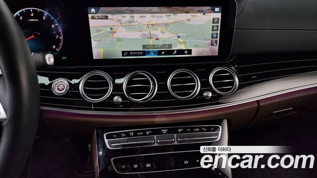 Mercedes-Benz E-Class (W213) E450 4MATIC Exclusive 2021 — фото 12