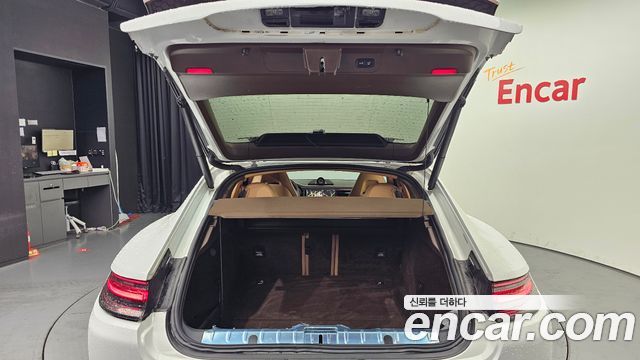 Porsche Panamera (971) 3.0 AWD 2018 — фото 20