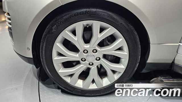 Land Rover Range Rover (IV) D350 Vogue SE Disel 2021 — фото 5