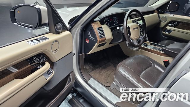 Land Rover Range Rover (IV) D350 Vogue SE Disel 2021 — фото 10