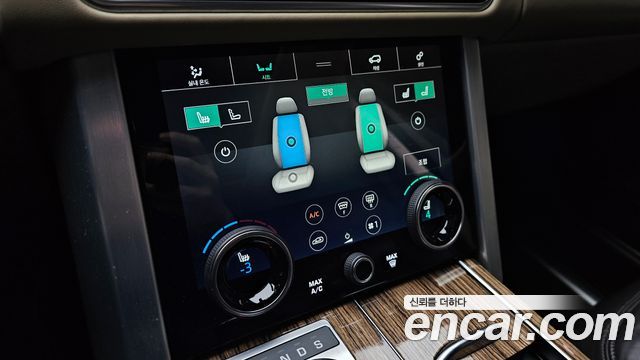 Land Rover Range Rover (IV) D350 Vogue SE Disel 2021 — фото 18