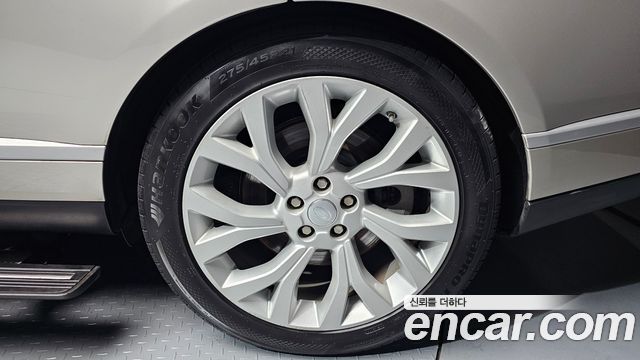 Land Rover Range Rover (IV) D350 Vogue SE Disel 2021 — фото 21