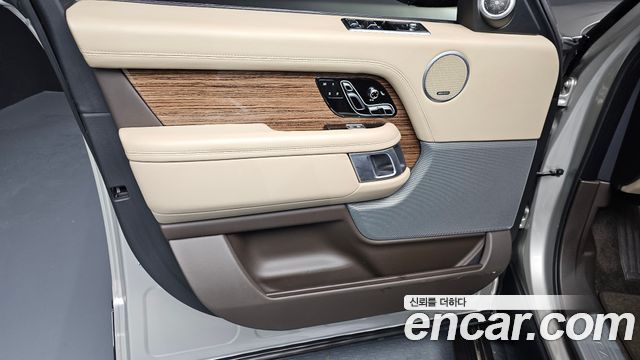 Land Rover Range Rover (IV) D350 Vogue SE Disel 2021 — фото 24