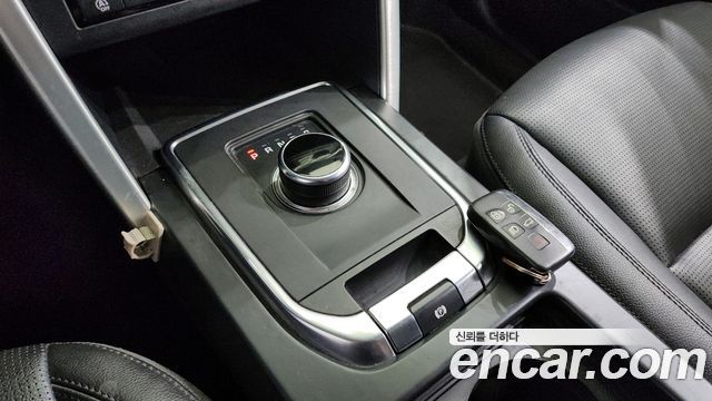 Land Rover Discovery Sport 2.0 TD4 SE (150PS) 2019 — фото 9
