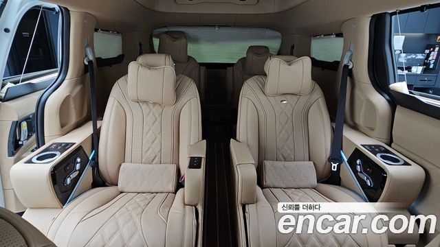 Kia Carnival (IV) Gasoline 9-Seater Hi Limousine (7-seater Limousine(Special vehicle) 2026 — фото 13