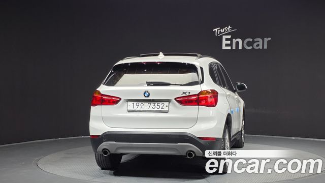 BMW X1 (F48) xDrive 20d 2016 — фото 4