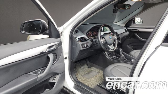 BMW X1 (F48) xDrive 20d 2016 — фото 10