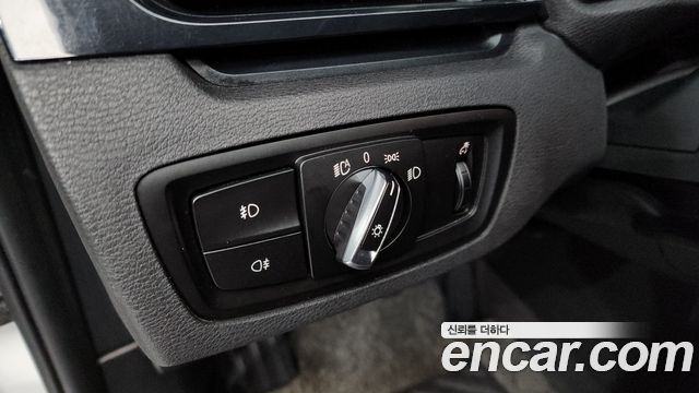 BMW X1 (F48) xDrive 20d 2016 — фото 14
