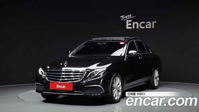 Mercedes-Benz E-Class (W213) E300 4MATIC Exclusive 2019 — фото 1