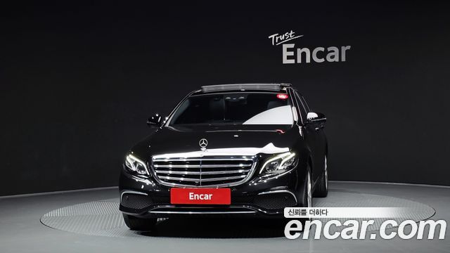 Mercedes-Benz E-Class (W213) E300 4MATIC Exclusive 2019 — фото 3