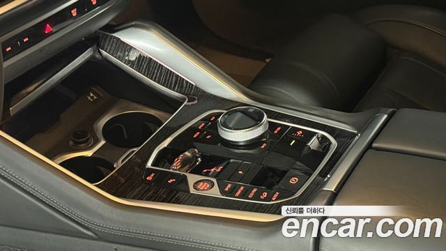 BMW X6 (G06) xDrive40i M Sport 2024 — фото 9