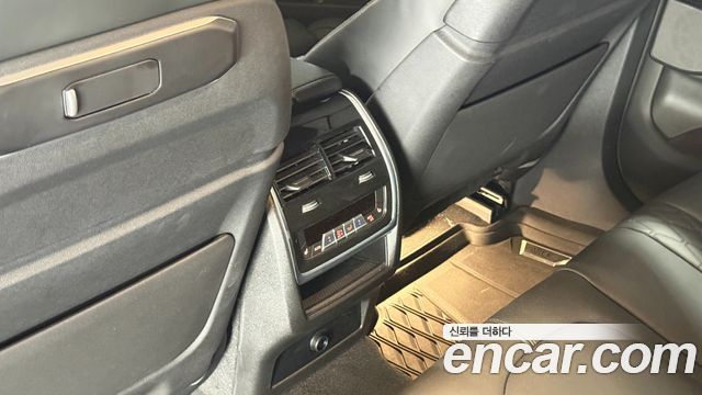 BMW X6 (G06) xDrive40i M Sport 2024 — фото 23