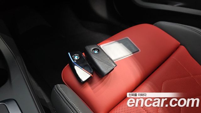 BMW 1 Series (F70) M135 xDrive 2025 — фото 12