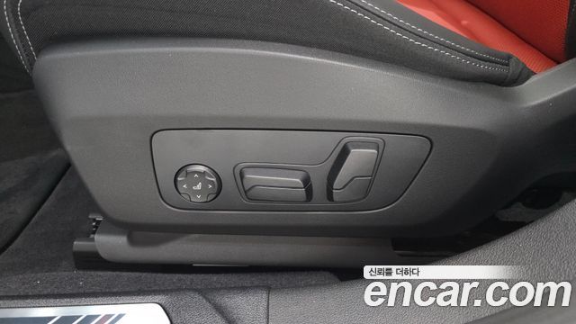 BMW 1 Series (F70) M135 xDrive 2025 — фото 31