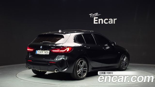 BMW 1 Series (F40) 120i M Sports 2021 — фото 2