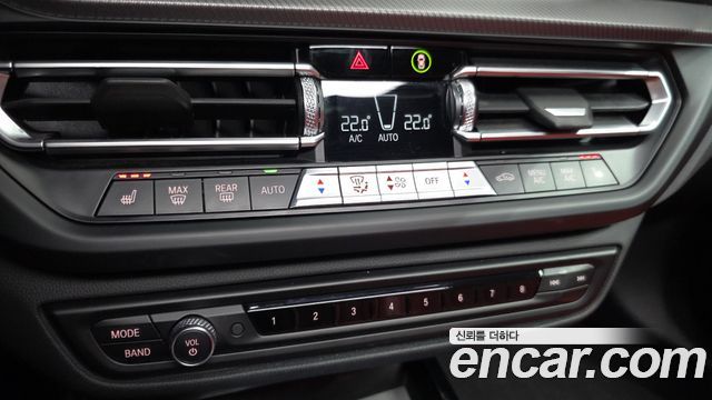 BMW 1 Series (F40) 120i M Sports 2021 — фото 16