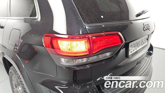 Jeep Grand Cherokee 3.6 Limited-X WK2 2020 — фото 23