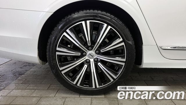 Volvo S90 B5 Ultimate Bright 2024 — фото 5
