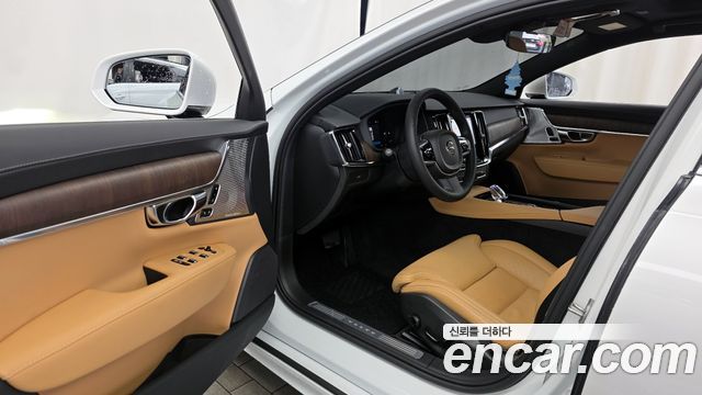 Volvo S90 B5 Ultimate Bright 2024 — фото 10