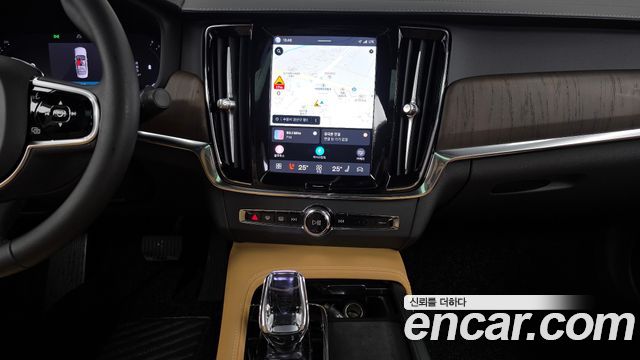 Volvo S90 B5 Ultimate Bright 2024 — фото 14