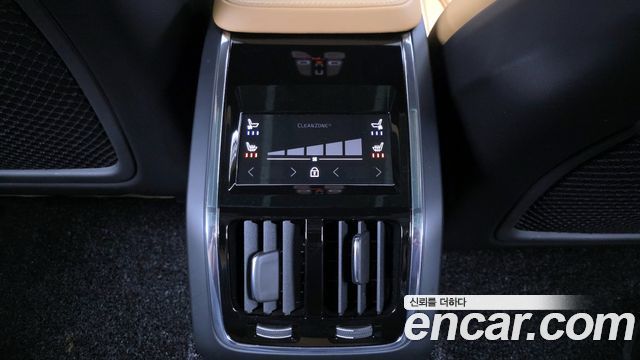 Volvo S90 B5 Ultimate Bright 2024 — фото 19