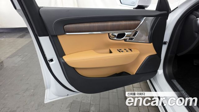 Volvo S90 B5 Ultimate Bright 2024 — фото 24