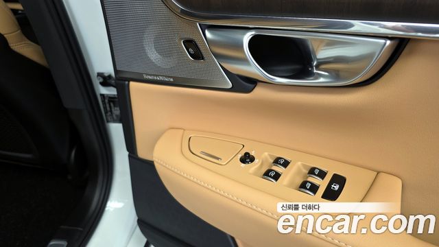 Volvo S90 B5 Ultimate Bright 2024 — фото 34