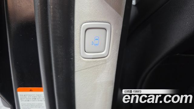 Hyundai Staria 4WD Lounge 9-Seater Inspiration 2022 — фото 28