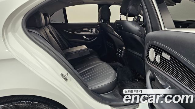 Mercedes-Benz E-Class (W213) E450 4MATIC Exclusive 2020 — фото 11
