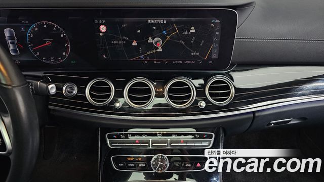 Mercedes-Benz E-Class (W213) E450 4MATIC Exclusive 2020 — фото 12