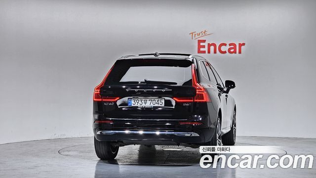 Volvo XC60 (II) B6 Inscirtion 2022 — фото 4