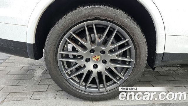 Porsche Cayenne 3.0 Diesel Platium Edition 958 2017 — фото 5