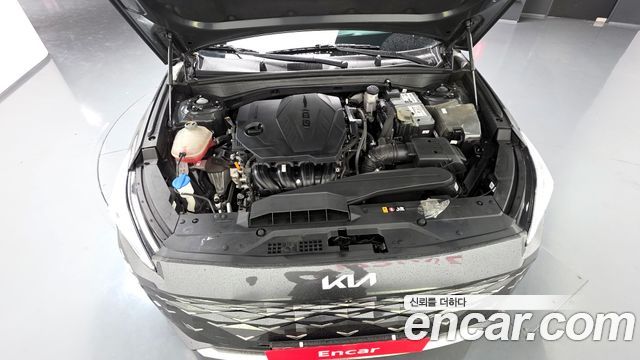 Kia K8 2.5 Gasoline 2WD Noblesse 2023 — фото 6