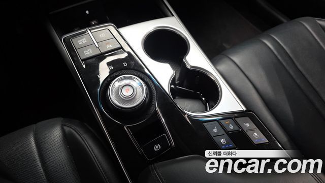 Kia K8 2.5 Gasoline 2WD Noblesse 2023 — фото 9