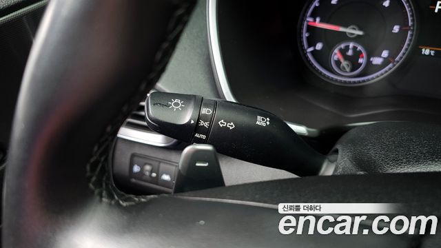 Hyundai Santa Fe Diesel 2.2 2WD Prestige 2021 — фото 17