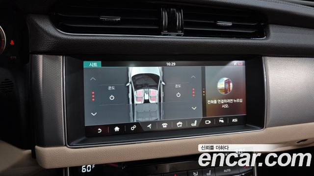 Jaguar XF (X260) 20d Prestige AWD 2017 — фото 20