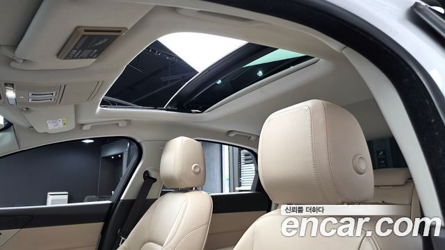 Jaguar XF (X260) 20d Prestige AWD 2017 — фото 22