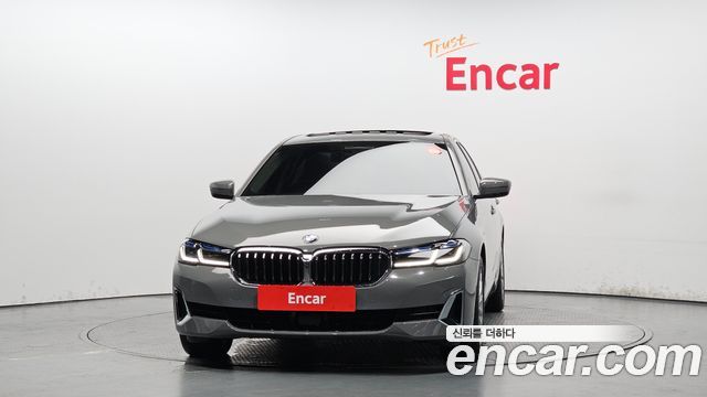 BMW 5 Series (G30) 530e Luxury 2021 — фото 3