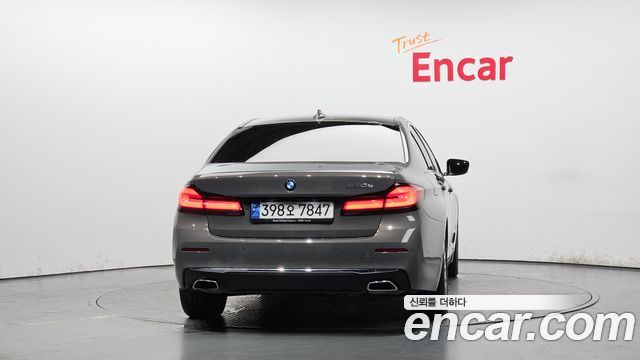 BMW 5 Series (G30) 530e Luxury 2021 — фото 4