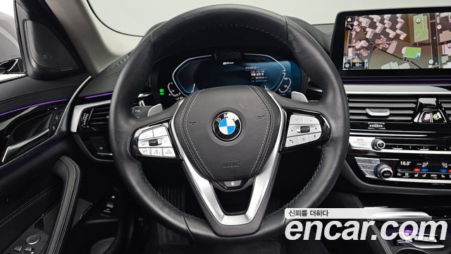 BMW 5 Series (G30) 530e Luxury 2021 — фото 17